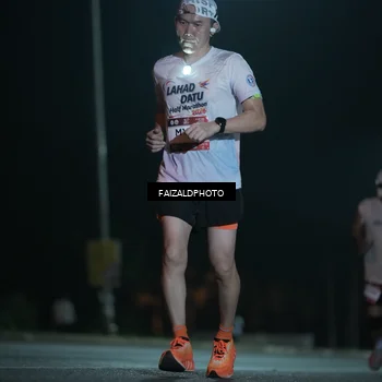 Runner Photo 7770292