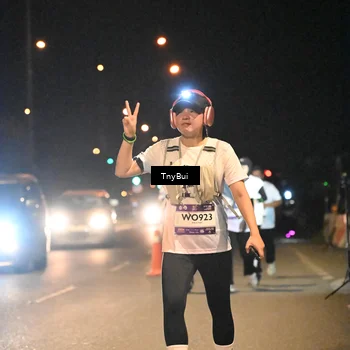 Runner Photo 7770303