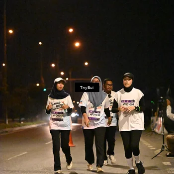 Runner Photo 7770365