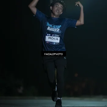 Runner Photo 7770376