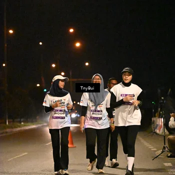 Runner Photo 7770393