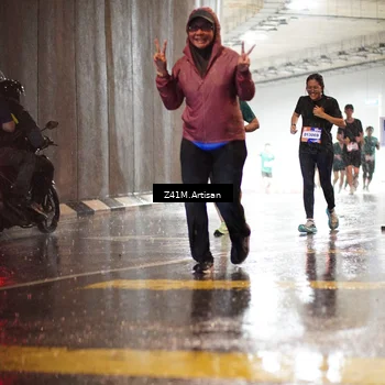 Runner Photo 7770396