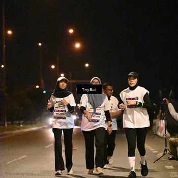 Runner Photo 7770400