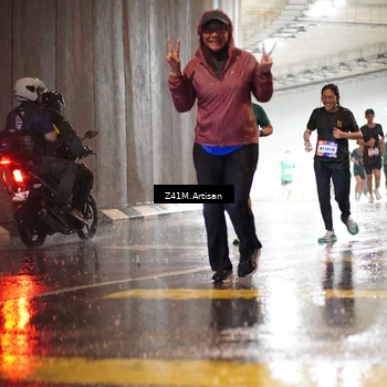Runner Photo 7770407