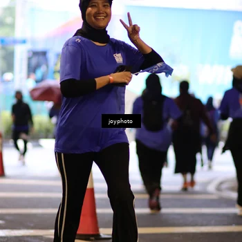 Runner Photo 7770419