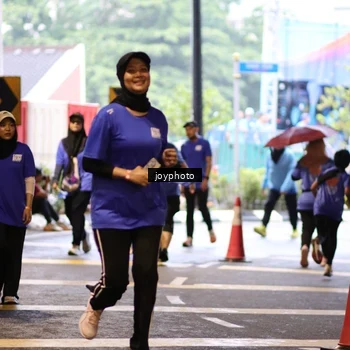 Runner Photo 7770435