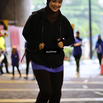 Runner Photo 7770445