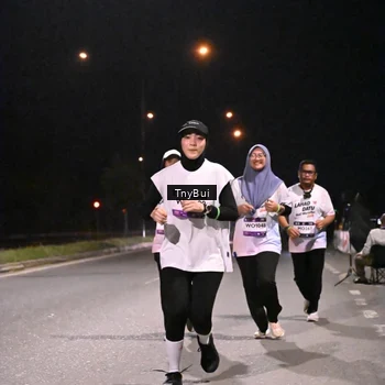 Runner Photo 7770452
