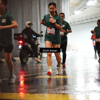 Runner Photo 7770470
