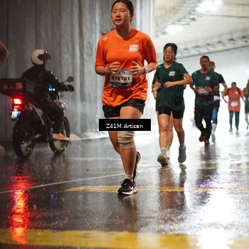 Runner Photo 7770474