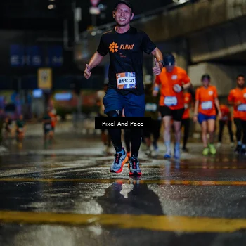 Runner Photo 7770486