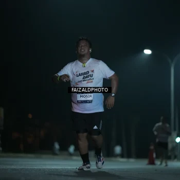 Runner Photo 7770512