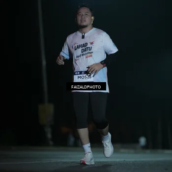 Runner Photo 7770524