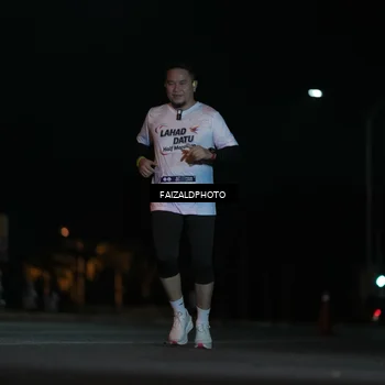 Runner Photo 7770551