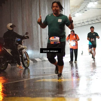 Runner Photo 7770570