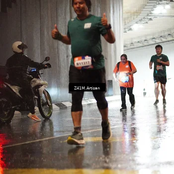 Runner Photo 7770576