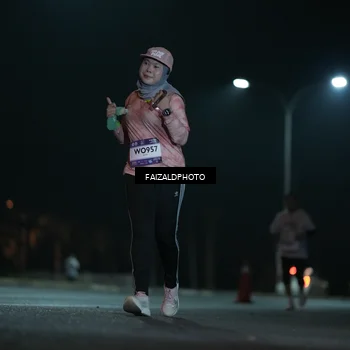 Runner Photo 7770580