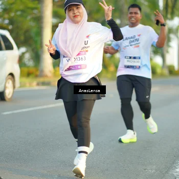 Runner Photo 7770623