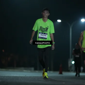 Runner Photo 7770630