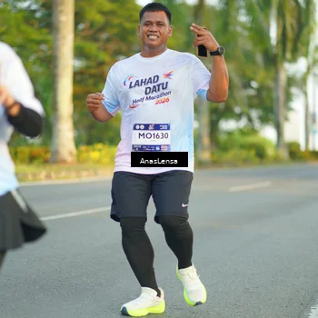 Runner Photo 7770632