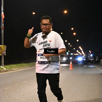 Runner Photo 7770642