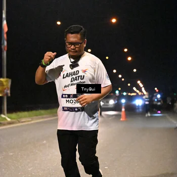 Runner Photo 7770654