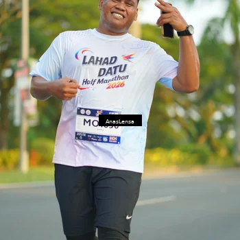 Runner Photo 7770656