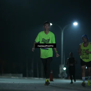 Runner Photo 7770661