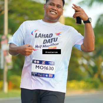 Runner Photo 7770663