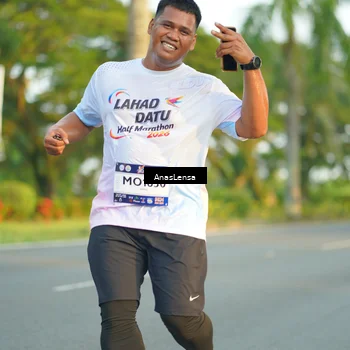 Runner Photo 7770666