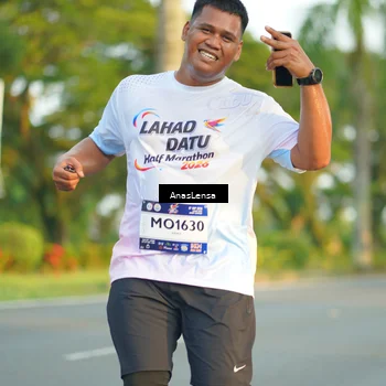 Runner Photo 7770672