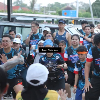 Runner Photo 7770688