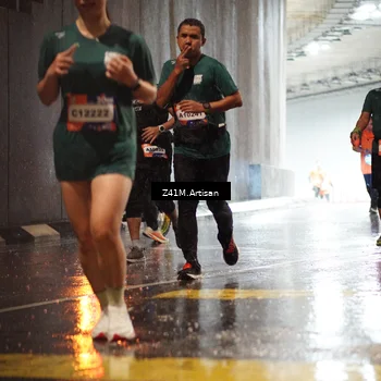 Runner Photo 7770717