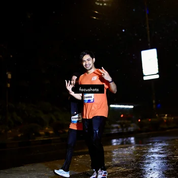 Runner Photo 7770787