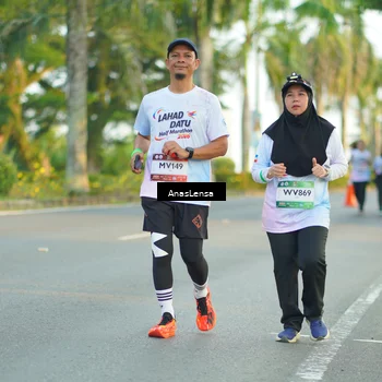 Runner Photo 7770788