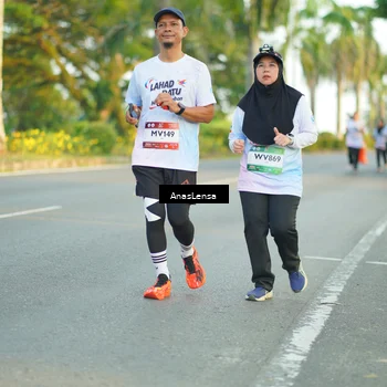Runner Photo 7770806