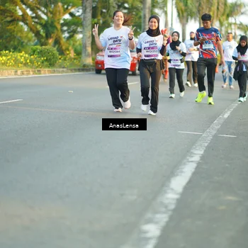 Runner Photo 7770829