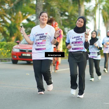 Runner Photo 7770866