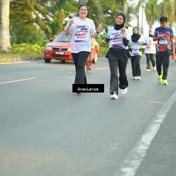 Runner Photo 7770867