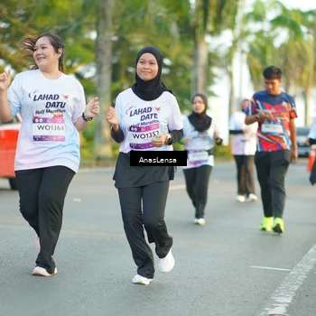 Runner Photo 7770883