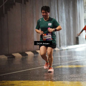 Runner Photo 7770889