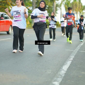 Runner Photo 7770895