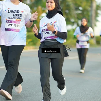 Runner Photo 7770913