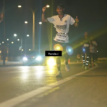 Runner Photo 7770923