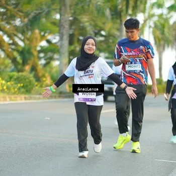 Runner Photo 7770927
