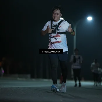 Runner Photo 7770932