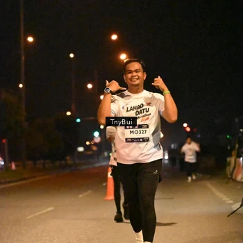 Runner Photo 7770954