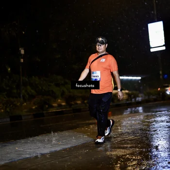 Runner Photo 7770973
