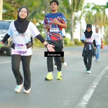 Runner Photo 7770986