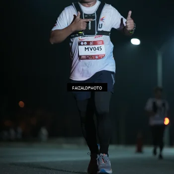 Runner Photo 7770988